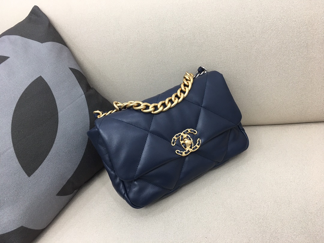 Lambskin 19 Handbag Flap Bag AS1160 Dark Blue